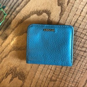 Small turquoise Fossil wallet